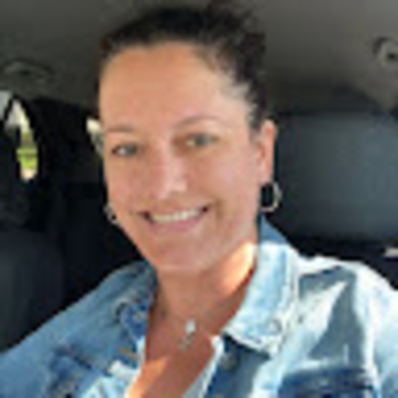 Meet your Posher, Heidi - Picture 1 of 1